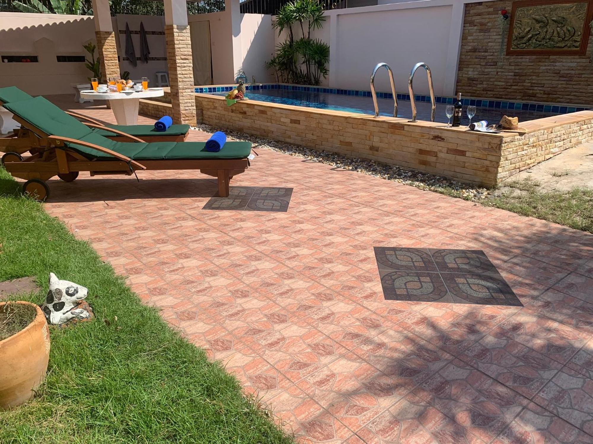 Yoch Pool Villa Pattaya Exterior foto