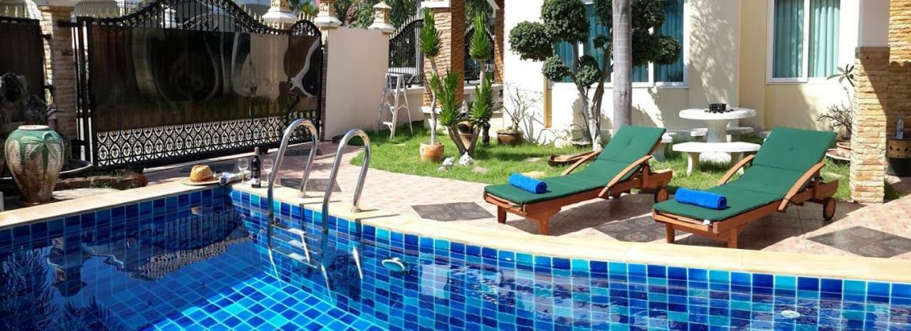 Yoch Pool Villa Pattaya Exterior foto